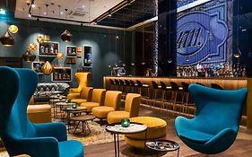 Motel One Koeln-Altstadt